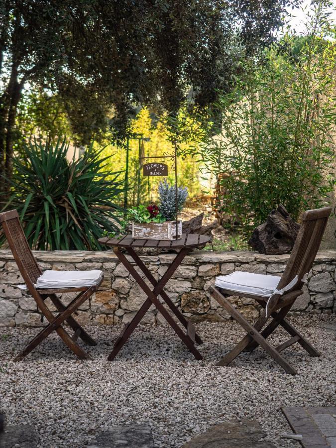 Les Jardins D'Holi Proche Uzes Bed & Breakfast Garrigues-et-Sainte-Eulalie Luaran gambar